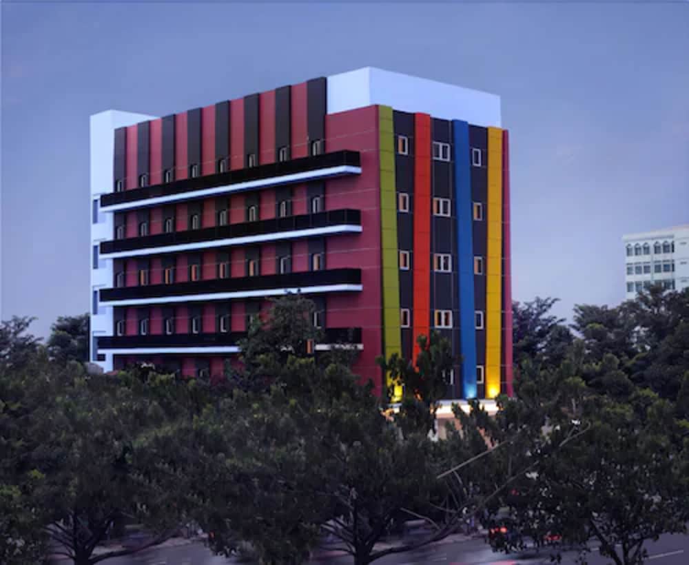 Amaris Hotel Senen 9/33