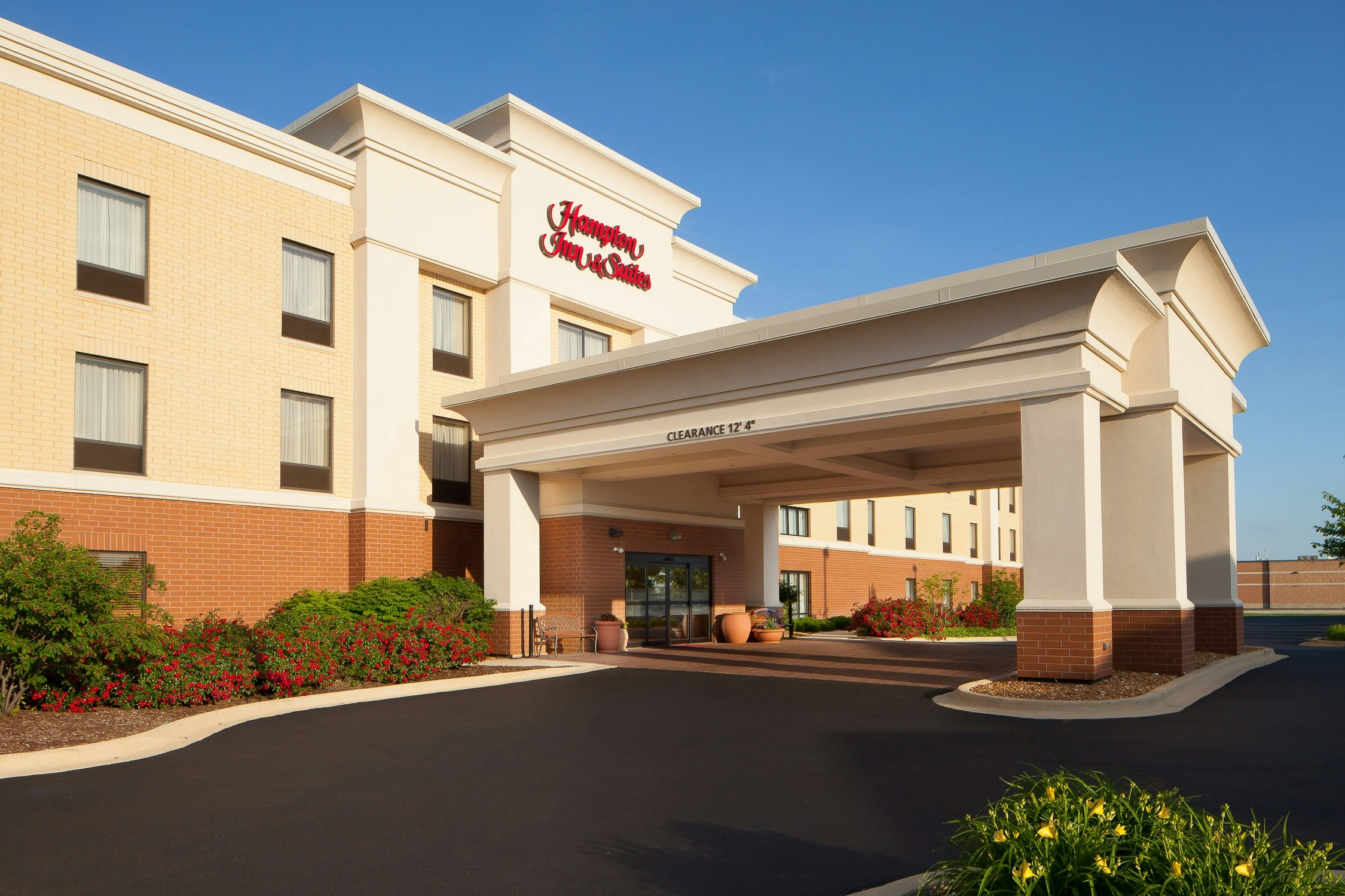 Hampton Inn Chicago Saint Charl 41/43
