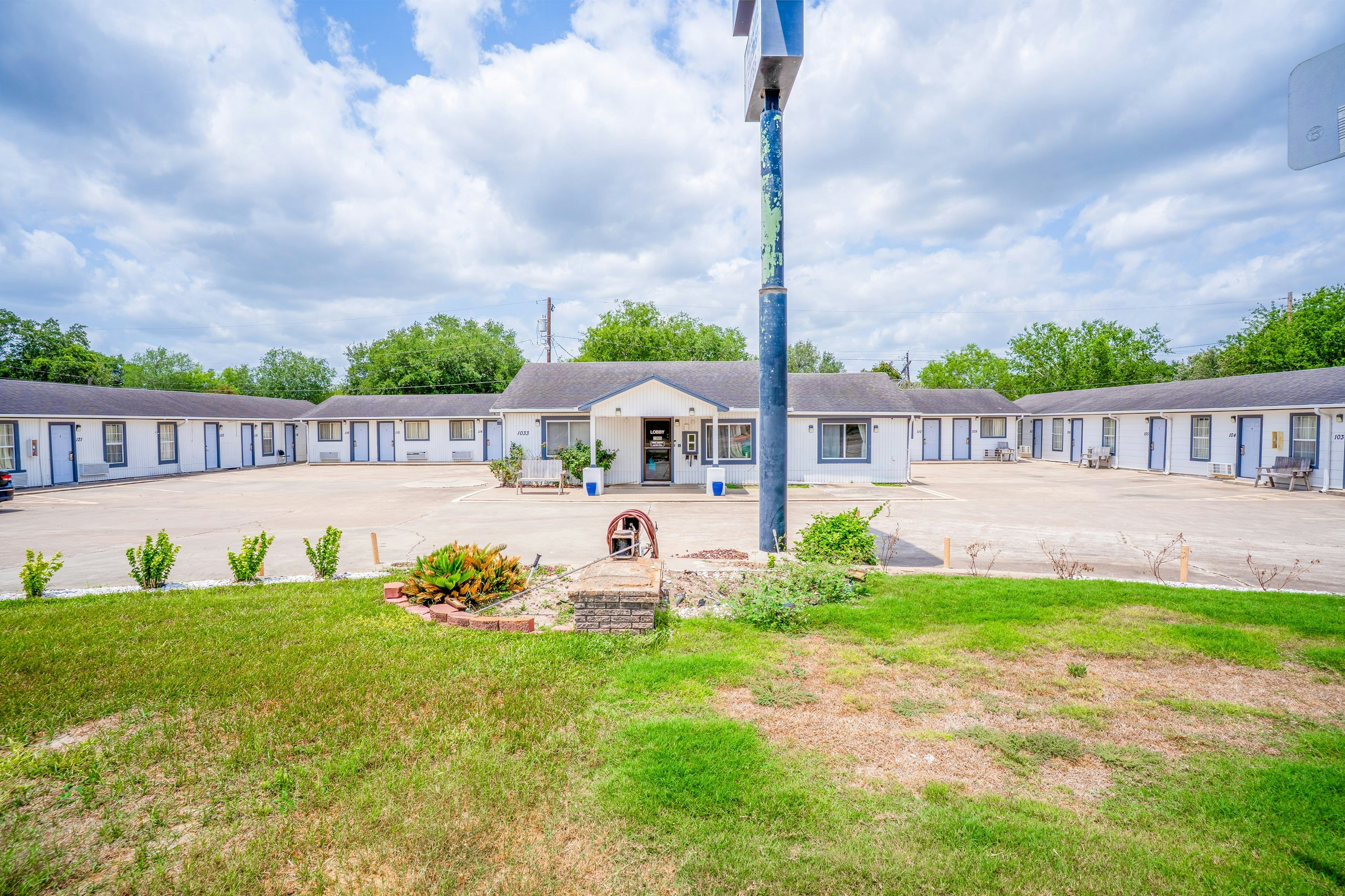 OYO Budget Inn Falfurrias Hwy 281 39/50