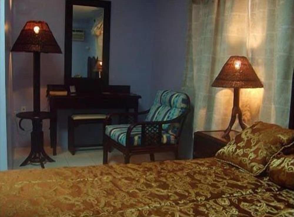 Kanuku Suites 24/55