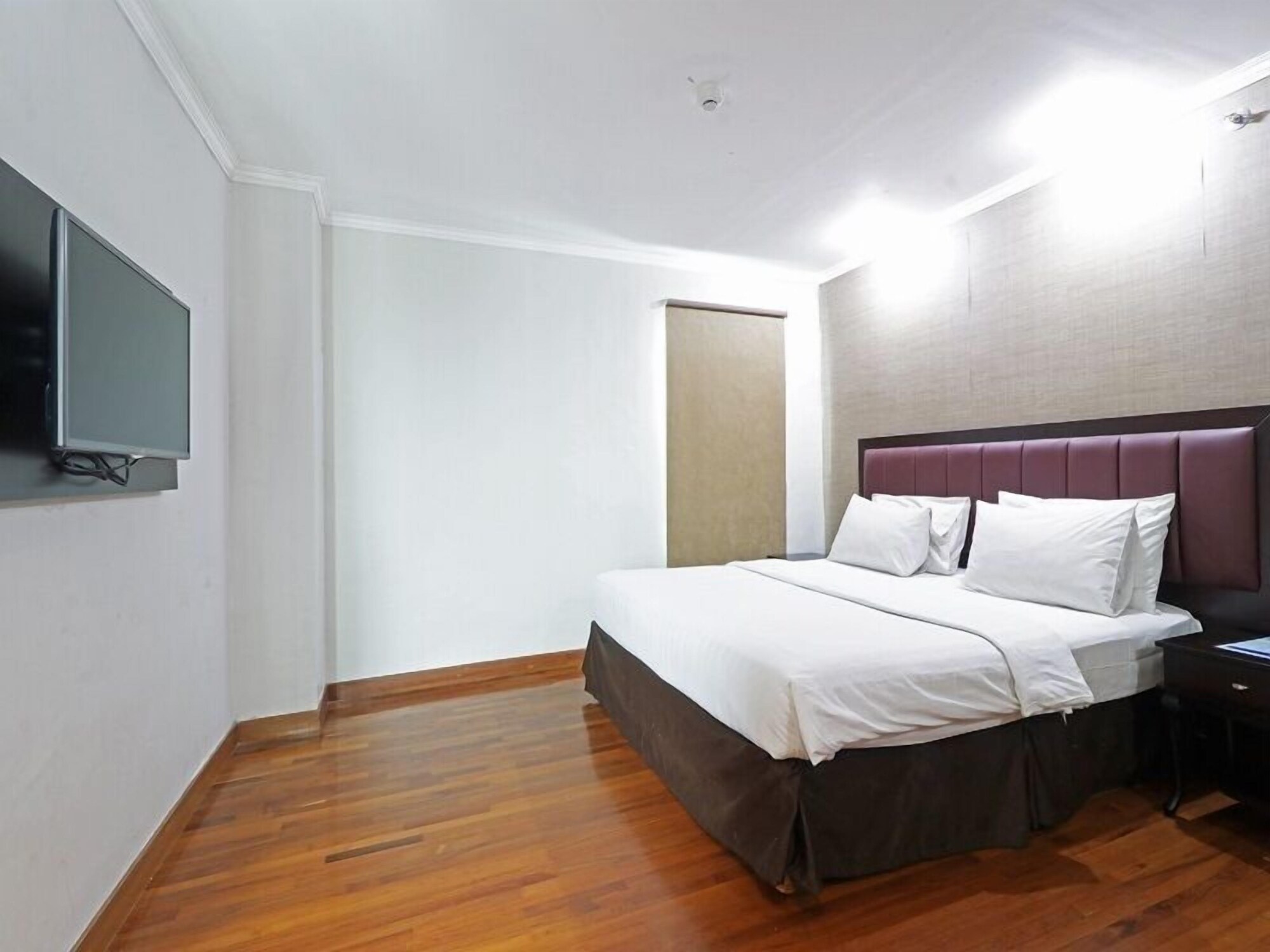 غرفة تنفيذية بسرير كينج، P Hotel Jakarta 3/7