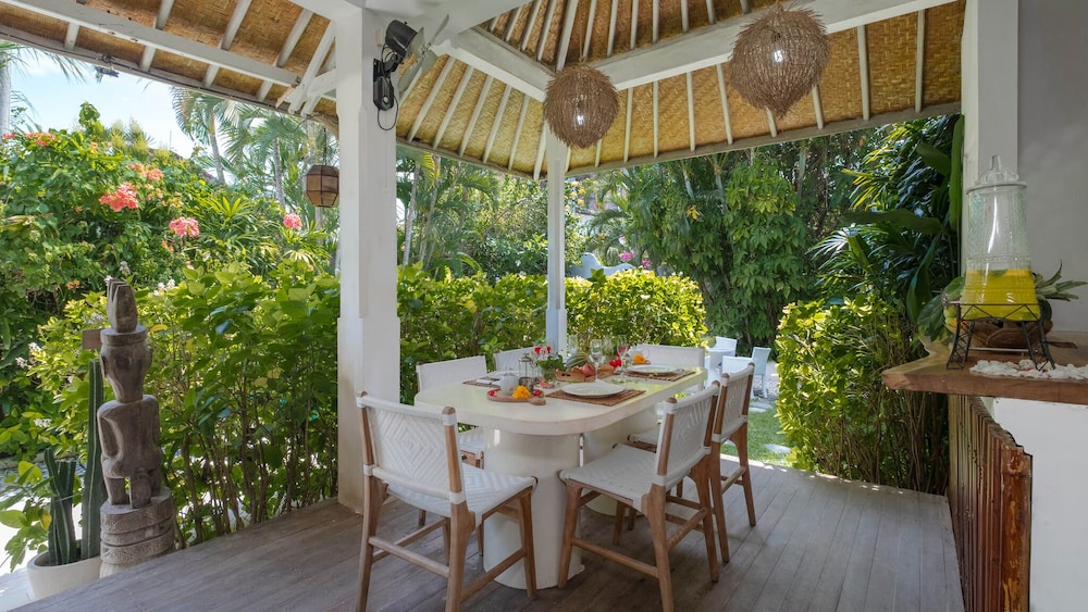 Oberoi Luxury Villas 38/50