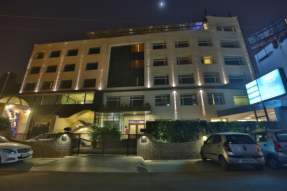 Comfort Inn Lucknow 1/22