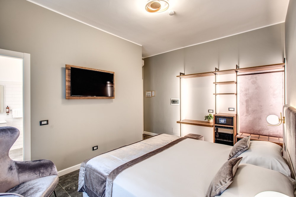 Apollo Boutique Hotel 37/72