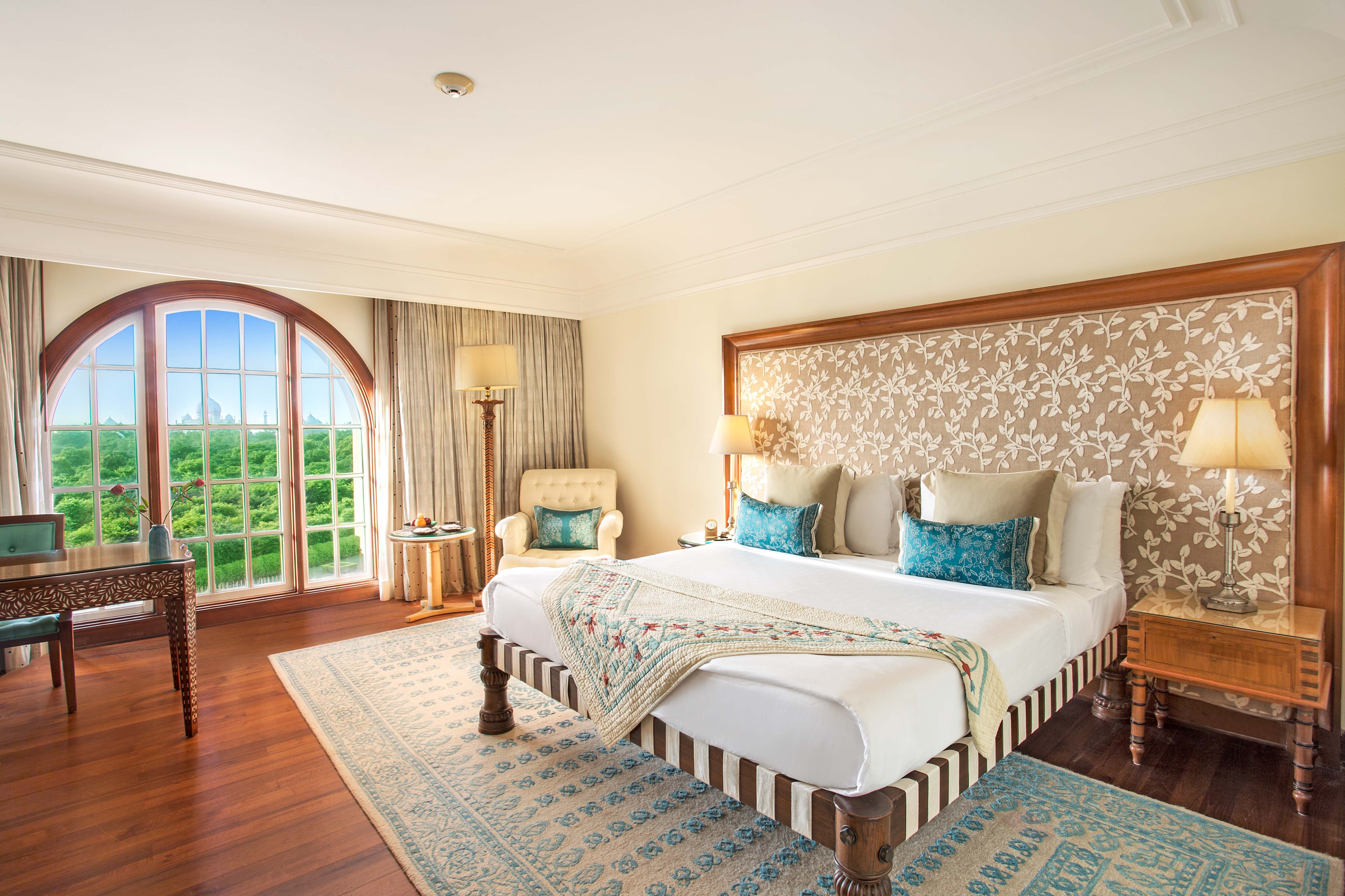 Oberoi Amarvilas 26/73