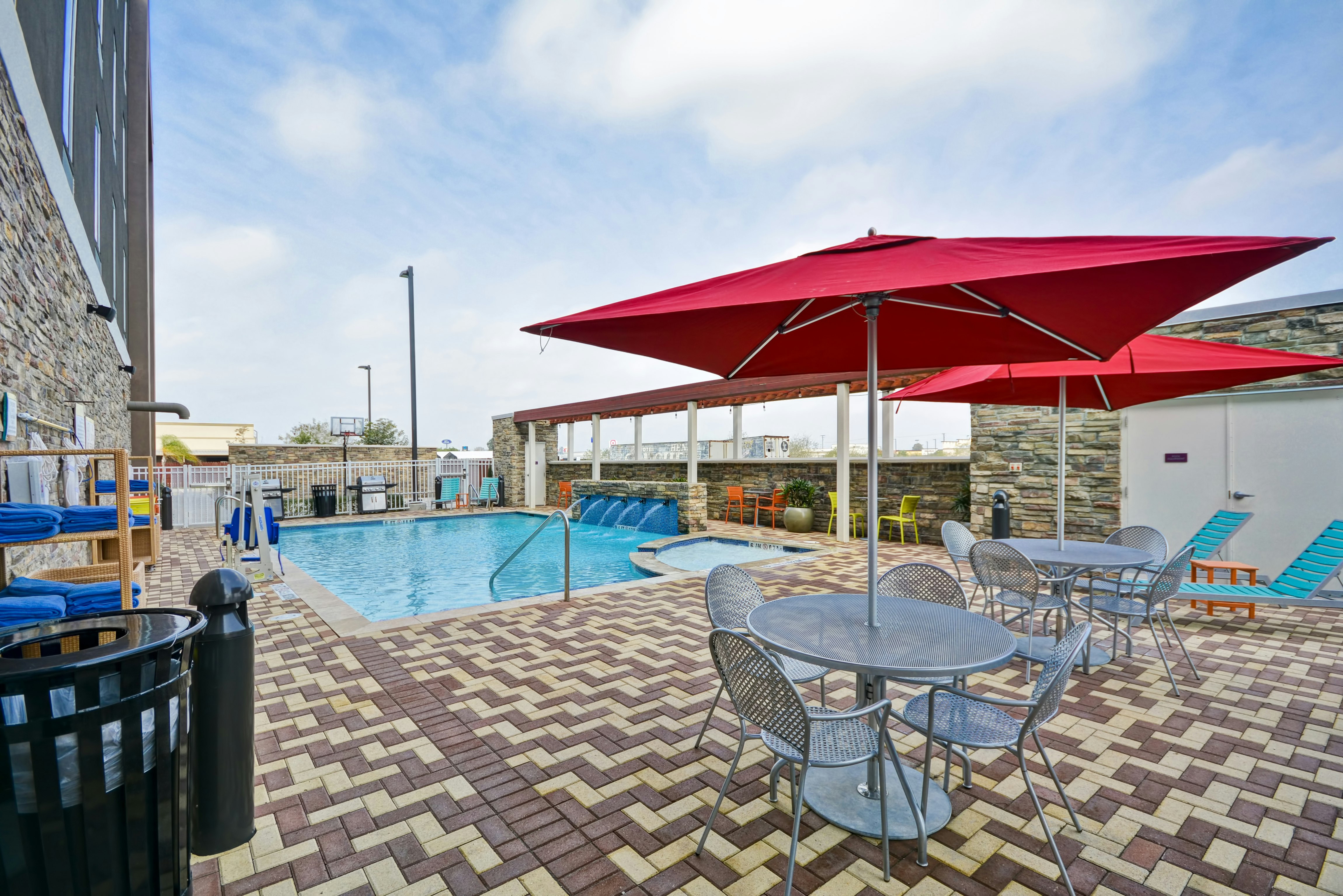Home2 Suites by Hilton Brownsville 57/59