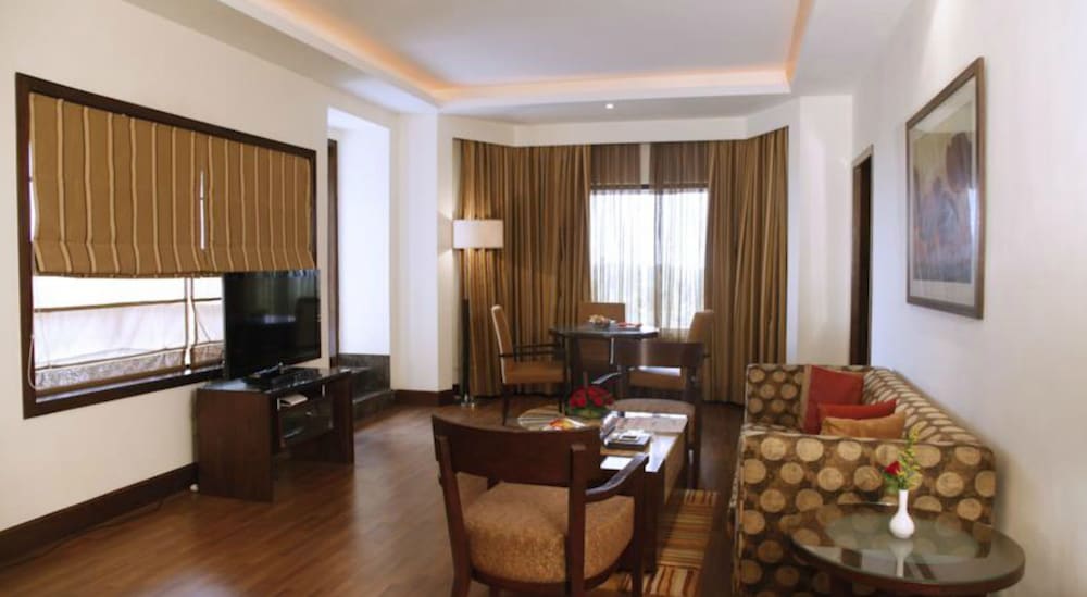 The Retreat Hotel And Convention Centre 27/50