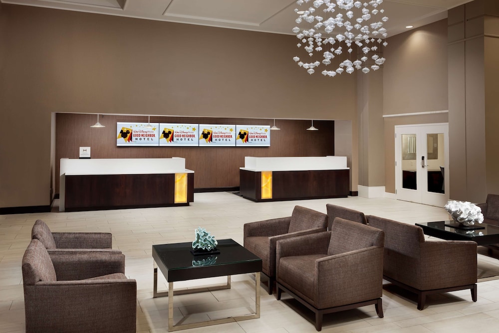 Embassy Suites by Hilton Orlando Lake Buena Vista Resort 65/100