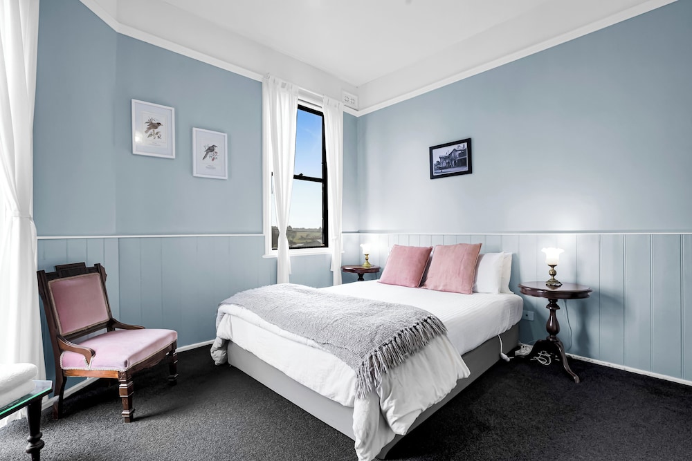 Bischoff Hotel 20/62