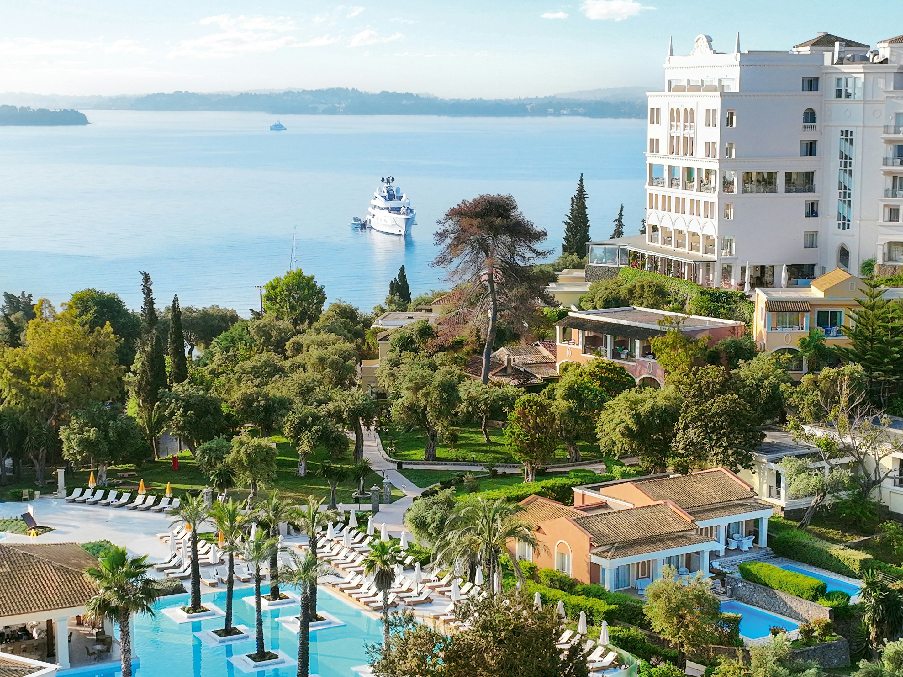 Grecotel Eva Palace 50/51