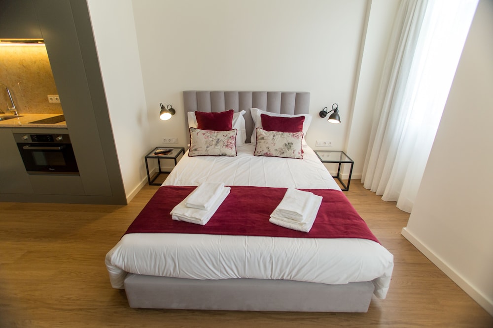 Clerigos Prime Suites by Porto City Hosts 14/50