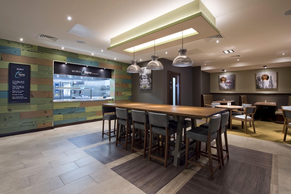 Premier Inn Leeds City Centre (Whitehall Road) Hotel 40/50