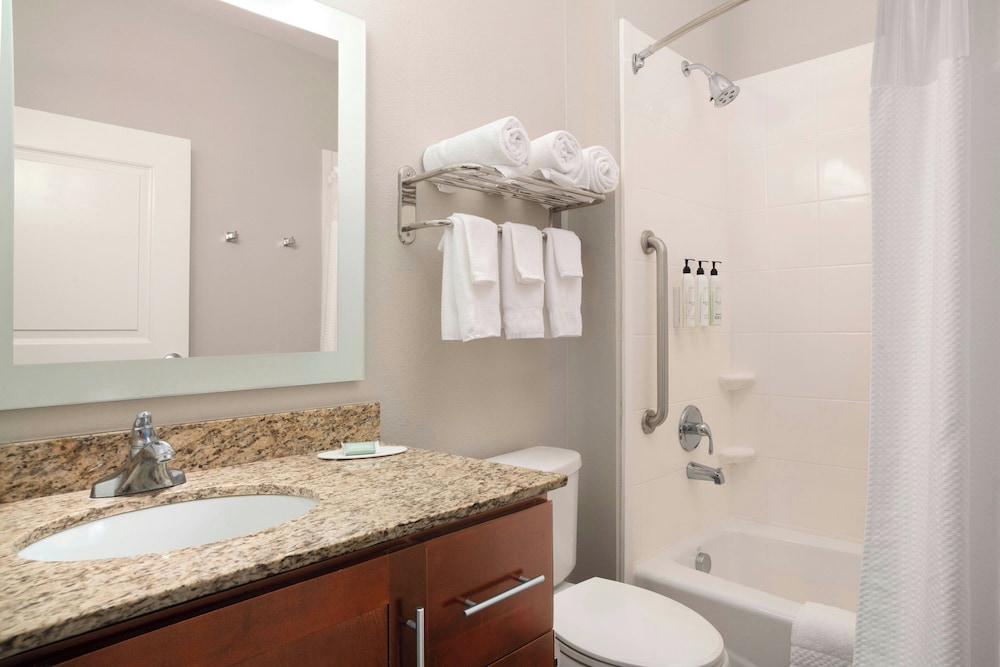 Towneplace Suites By Marriott Laredo 47/50