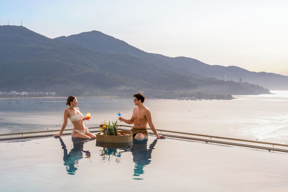 Le Sands Oceanfront Da Nang Hotel 45/50