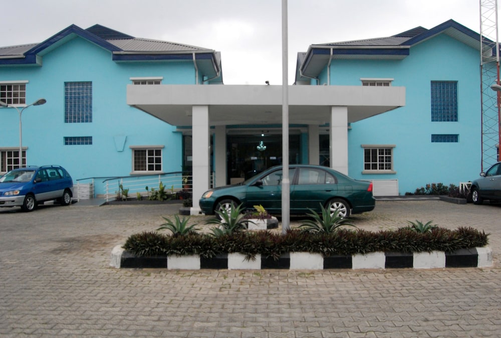 Primal Hotel GRA-Ikeja 45/50