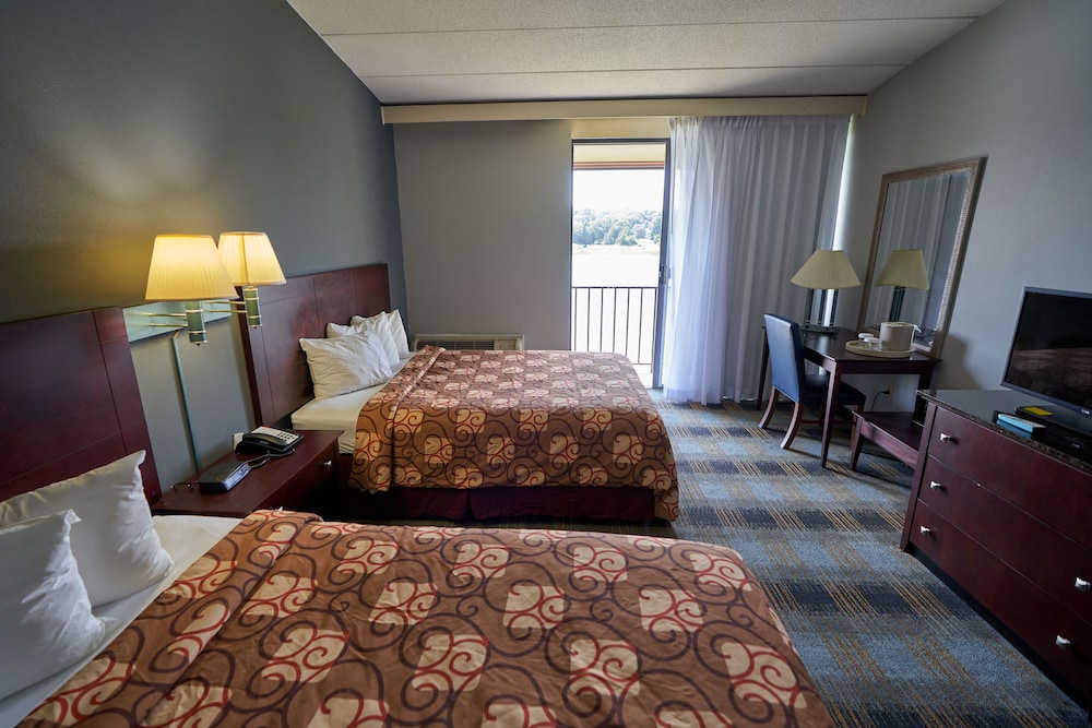 Riverview Inn & Suites 15/69