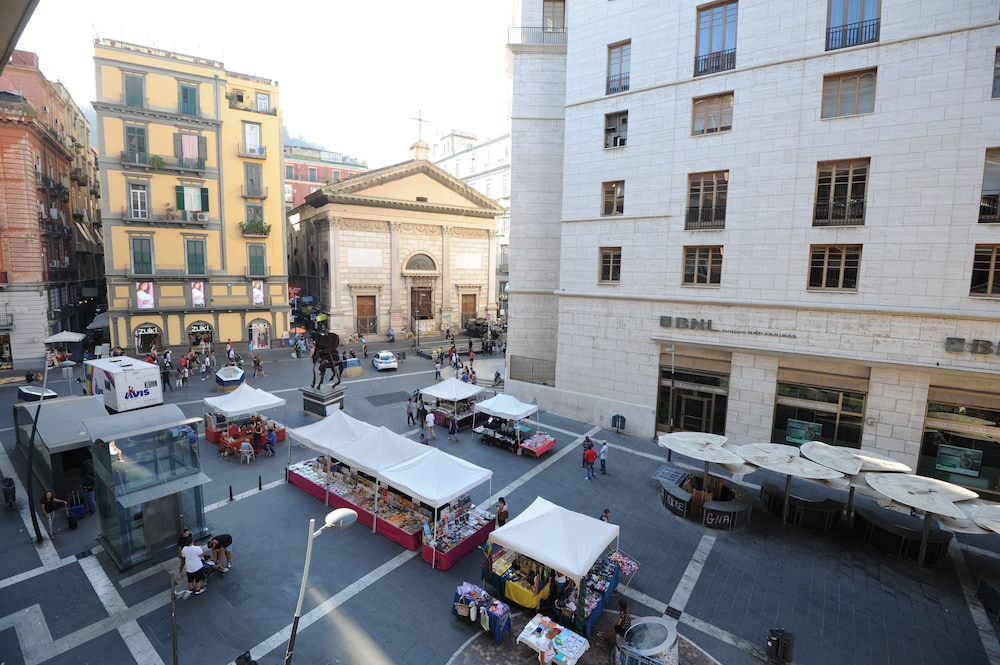 Residenza Borbonica 37/50