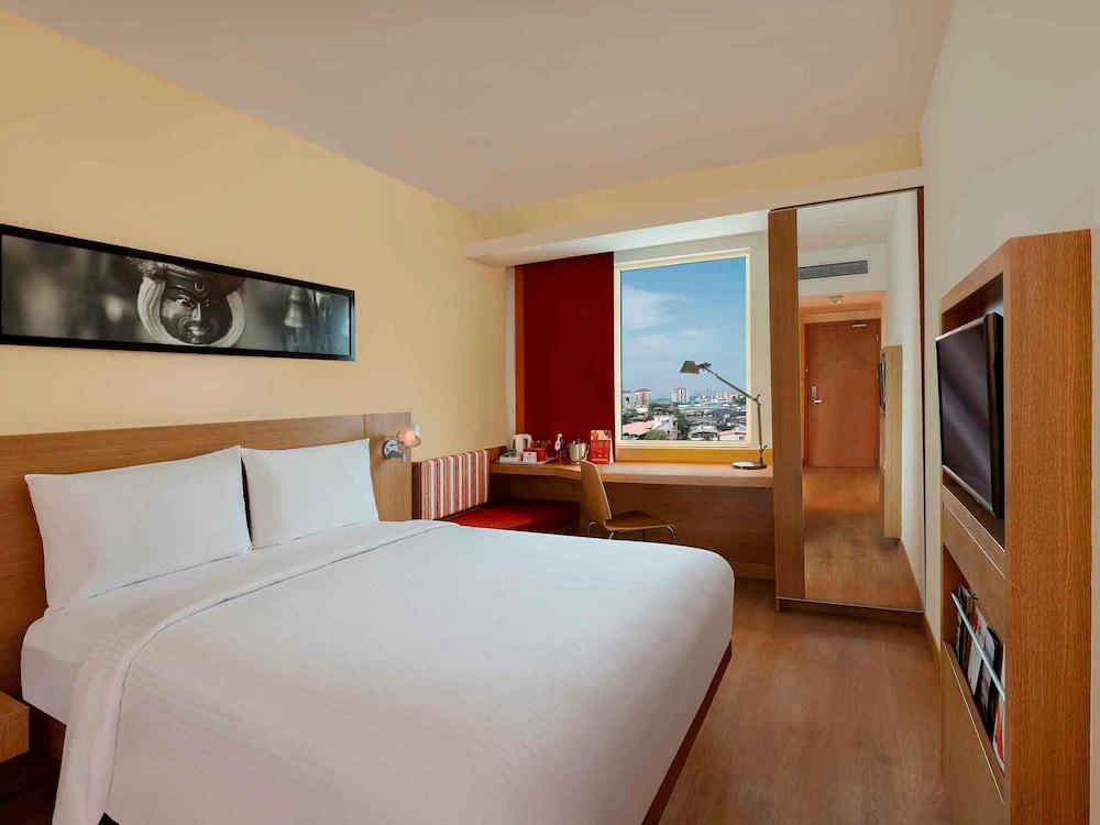 Ibis Delhi Airport 17/71