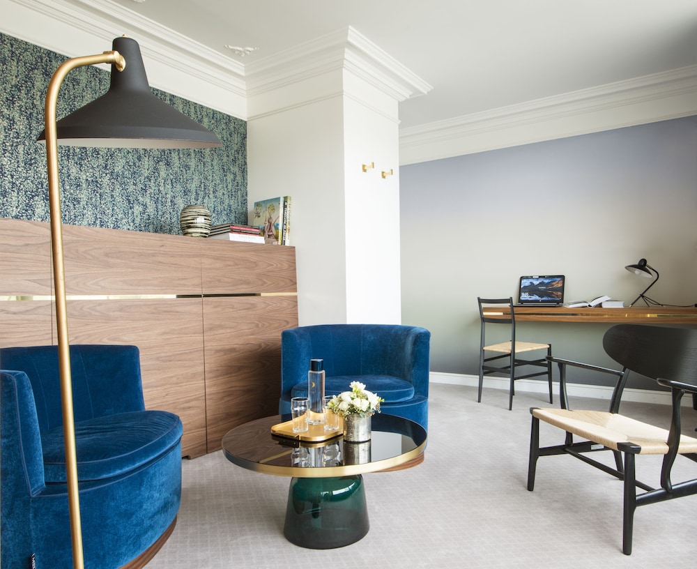 Hotel Parister 37/50