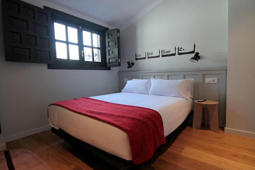 Hostel Complutum 8/36