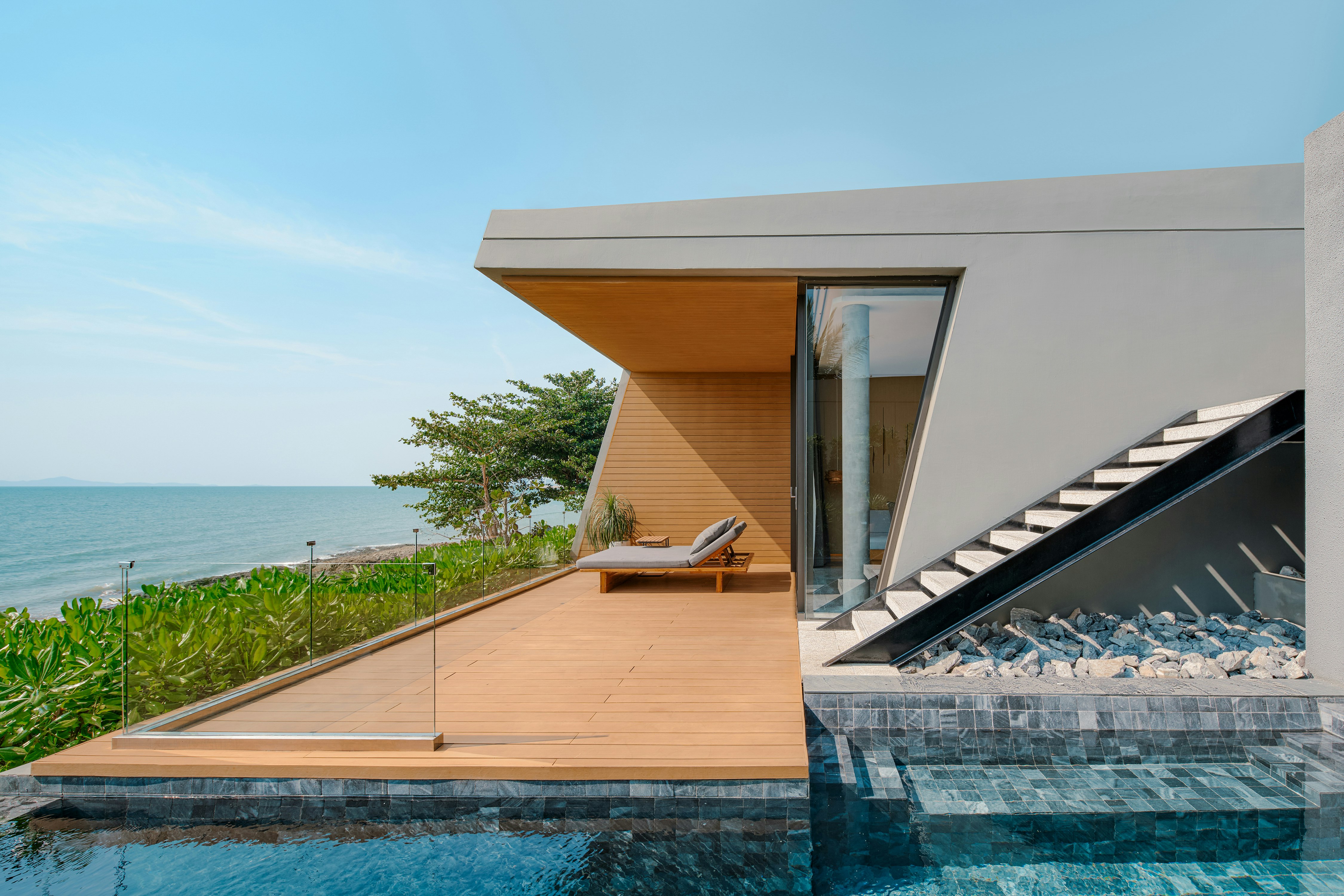 Mason Pattaya 23/50