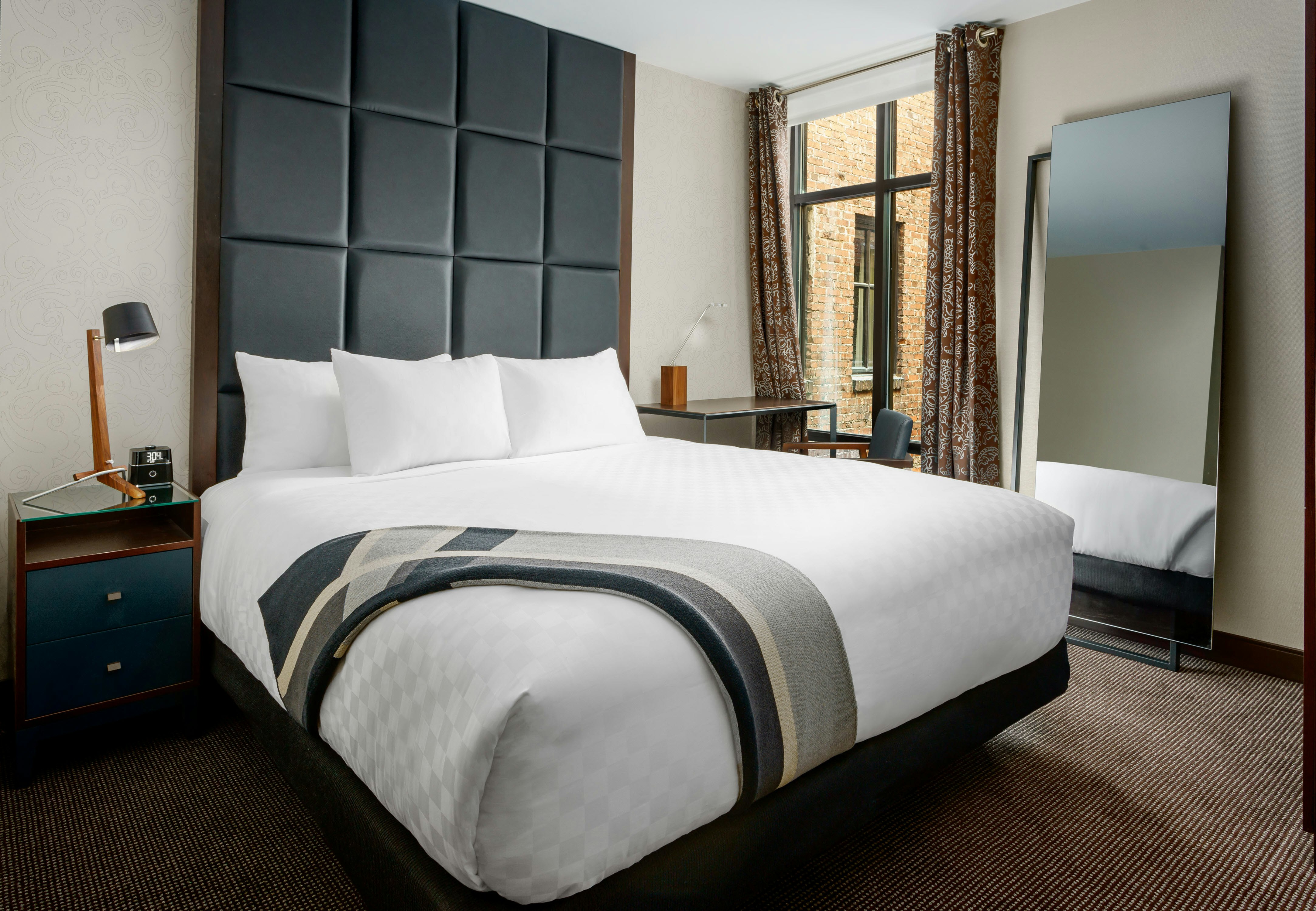 1 BEDROOM, RESIDENCE, SUITE, KING BED