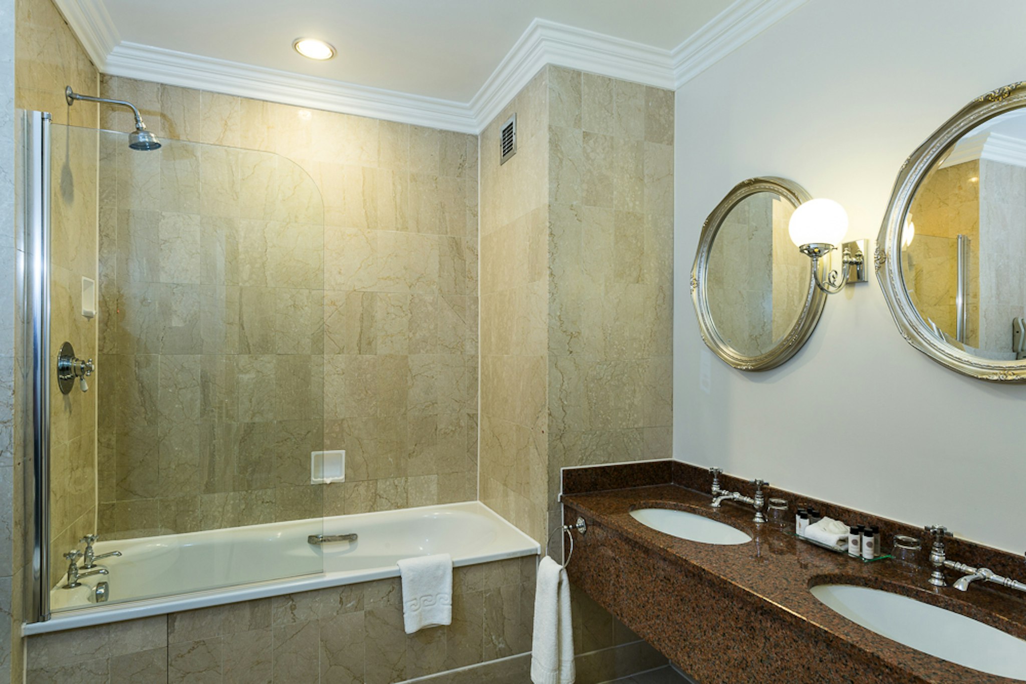 Down Hall Hotel Spa & Estate 77/79