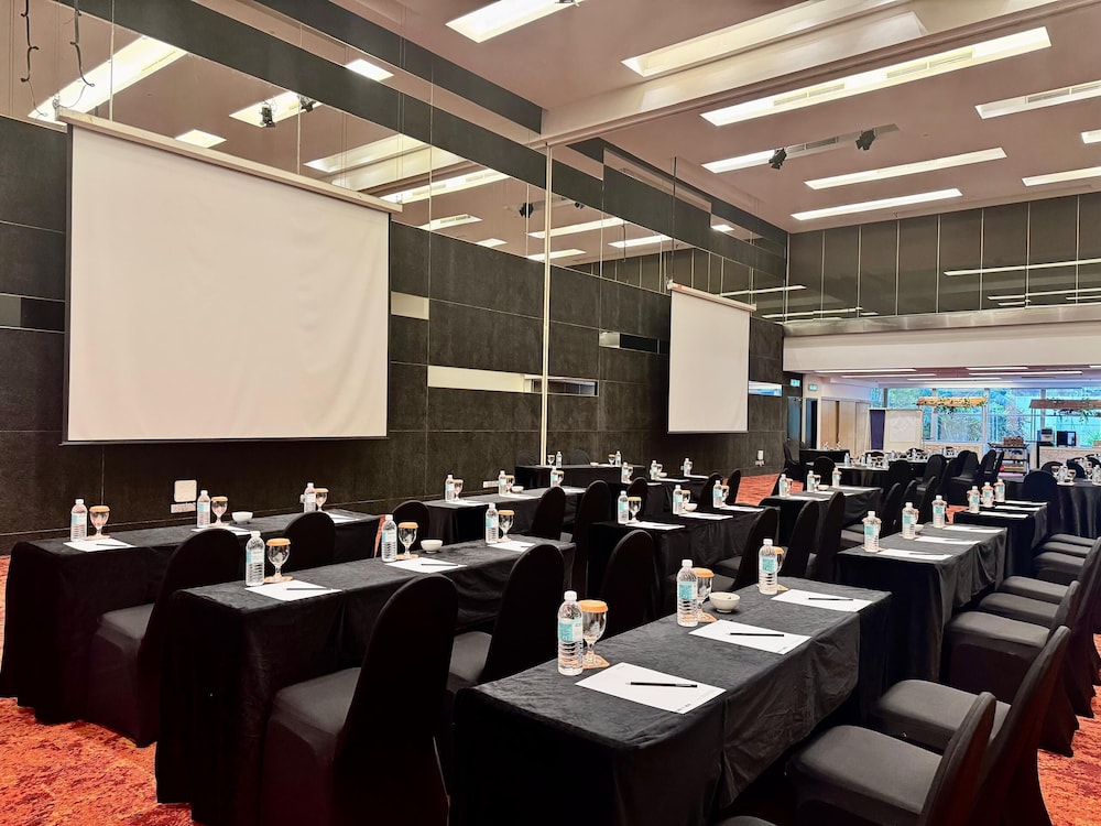 Hotel Maya Kuala Lumpur City Centre 38/48