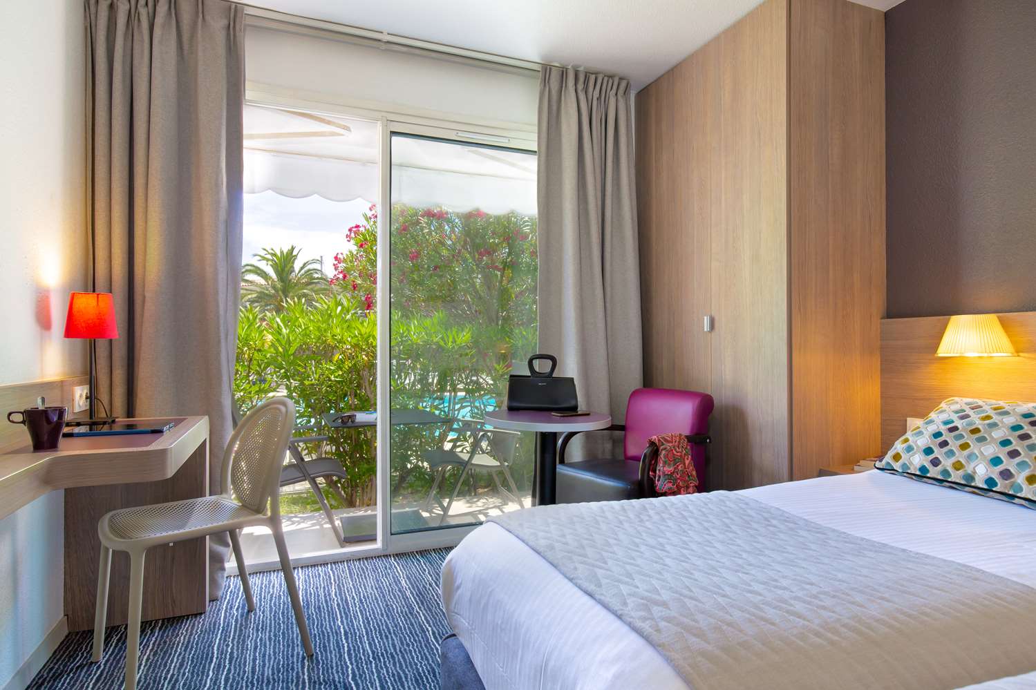 Comfort, Twin Beds, Pool Side, Terrace