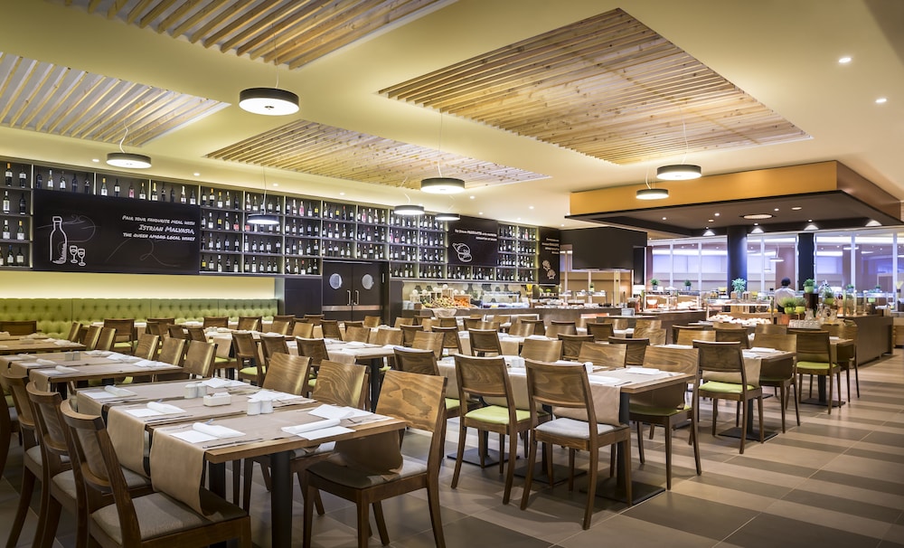Aminess Vival Maestral Hotel 56/72