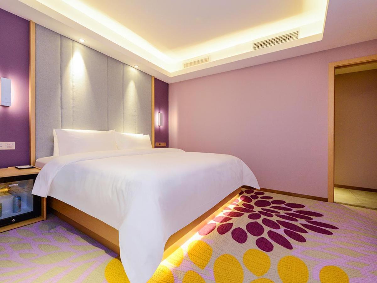 Lavande Hotel (Chengdu Xinjin Rulin Road Metro Station) 10/37