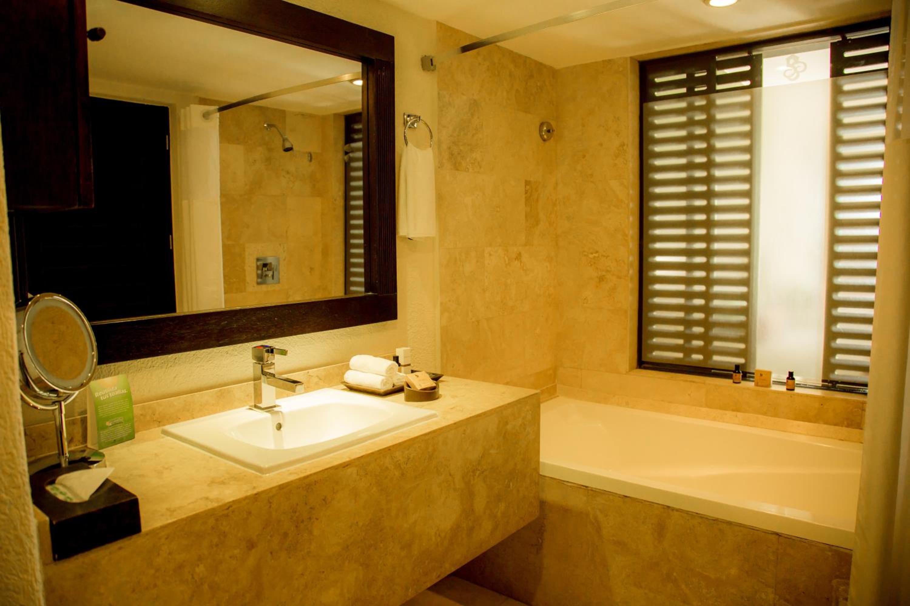 جناح جونيور مع أريكة، Casa Dorada Los Cabos Resort and Spa 7/8