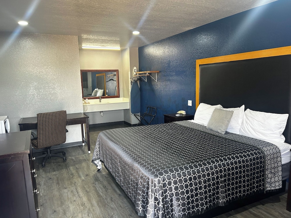 OYO Hotel Waldron AR - Hwy 71 18/52