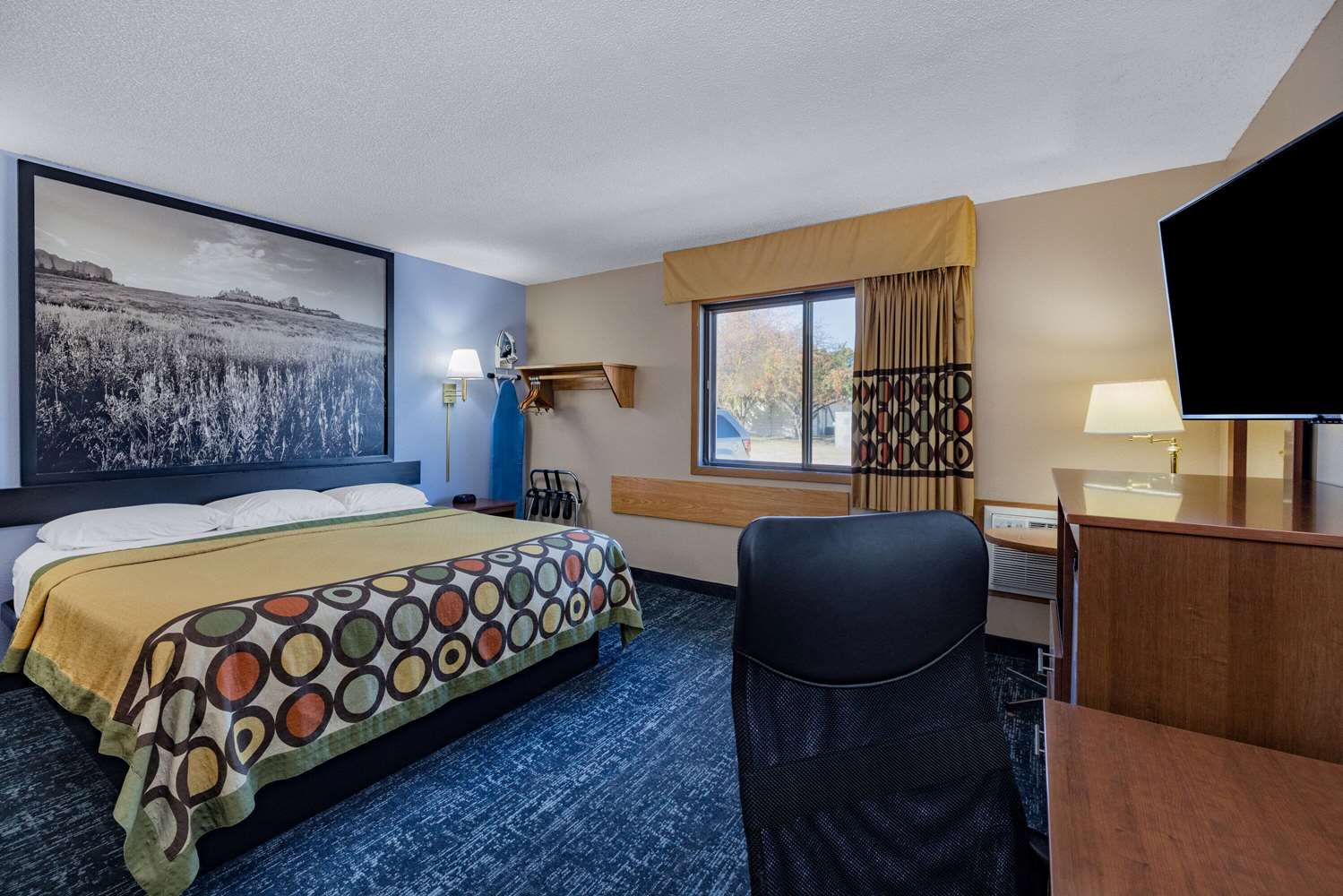 Super 8 by Wyndham Valentine NE 15/63