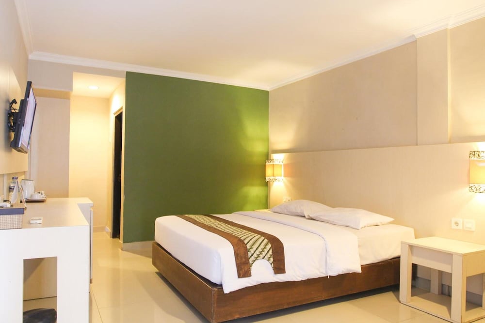 Cakra Kusuma Hotel 27/49