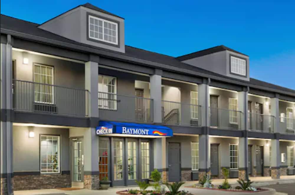 Baymont by Wyndham Warner Robins 5/63