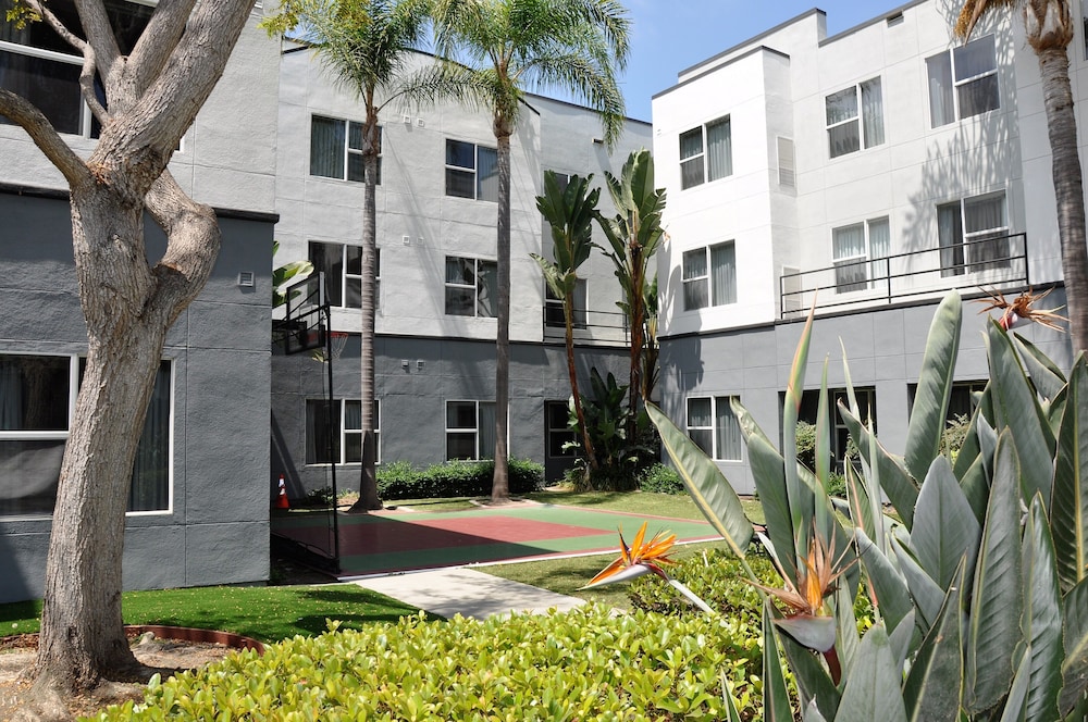 Residence Inn San Diego Carlsbad 40/50