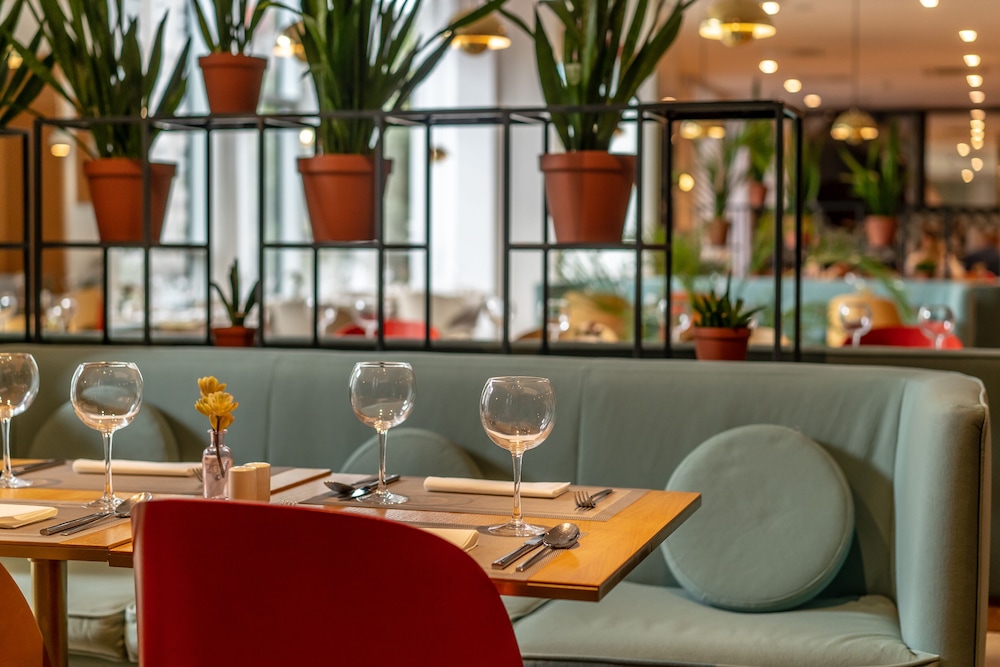 Hotel Altus 24/40