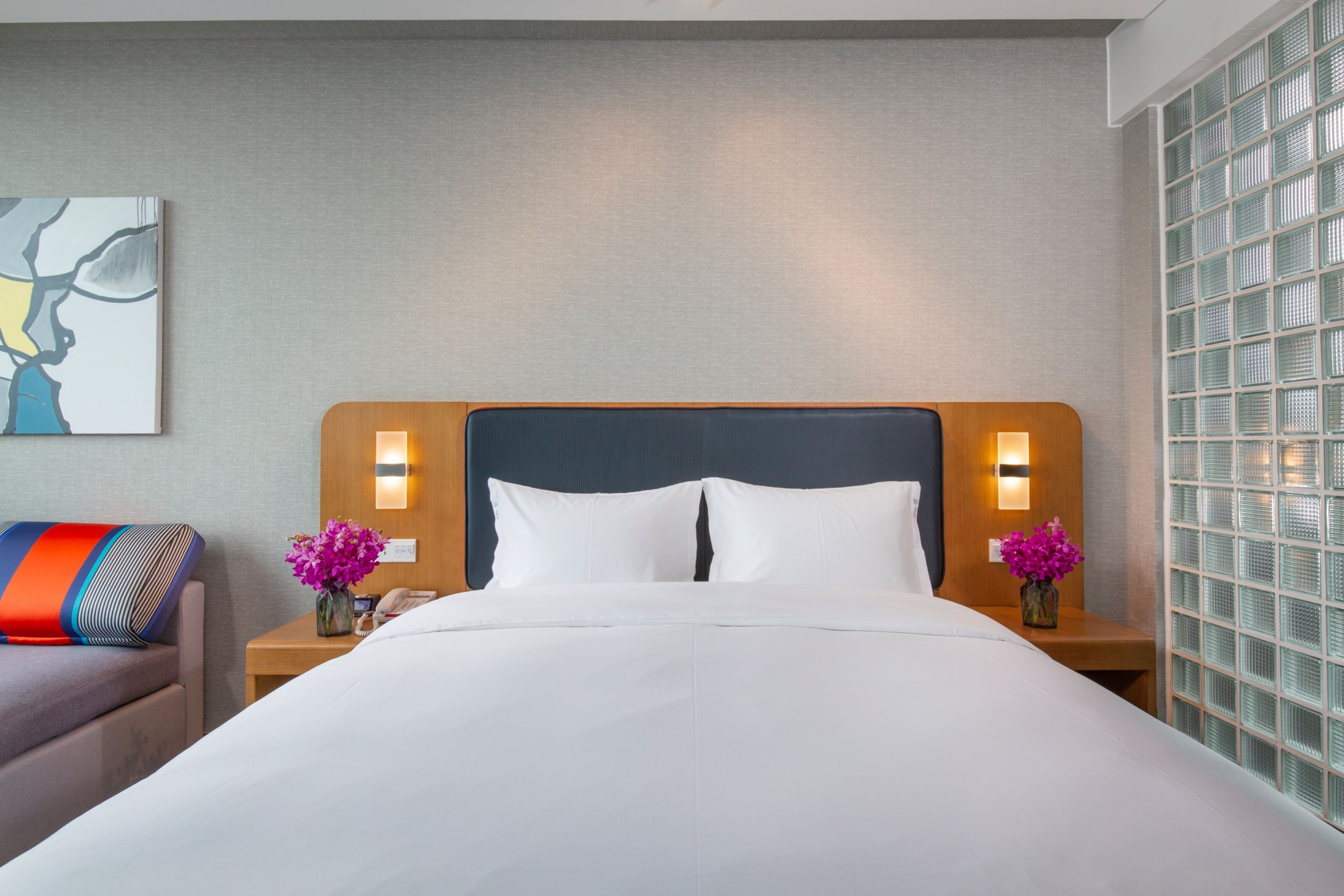 HOLIDAY INN EXPRESS MIANYANG HIGH-TECH ZONE 12/48