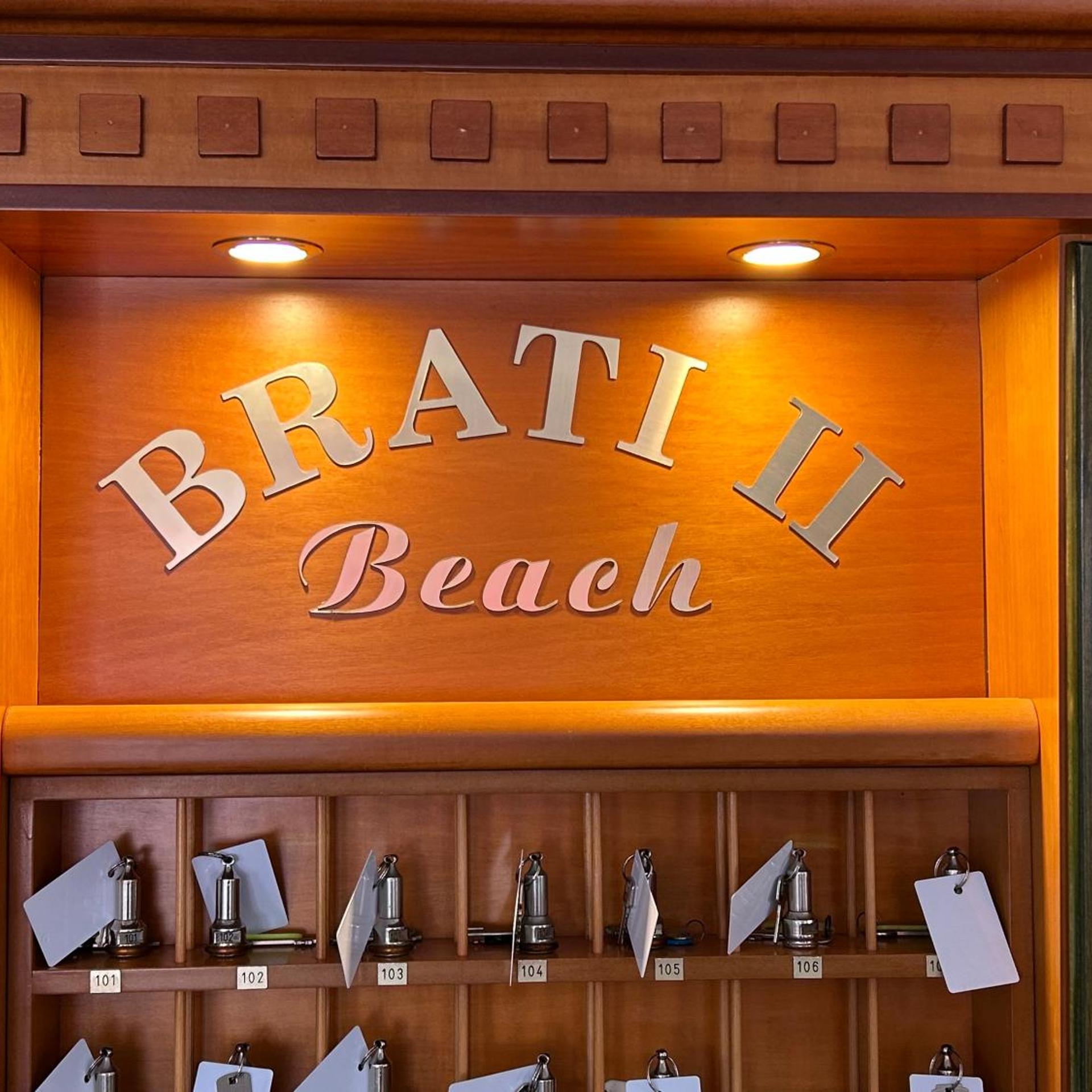 Brati Beach Hotel 7/56