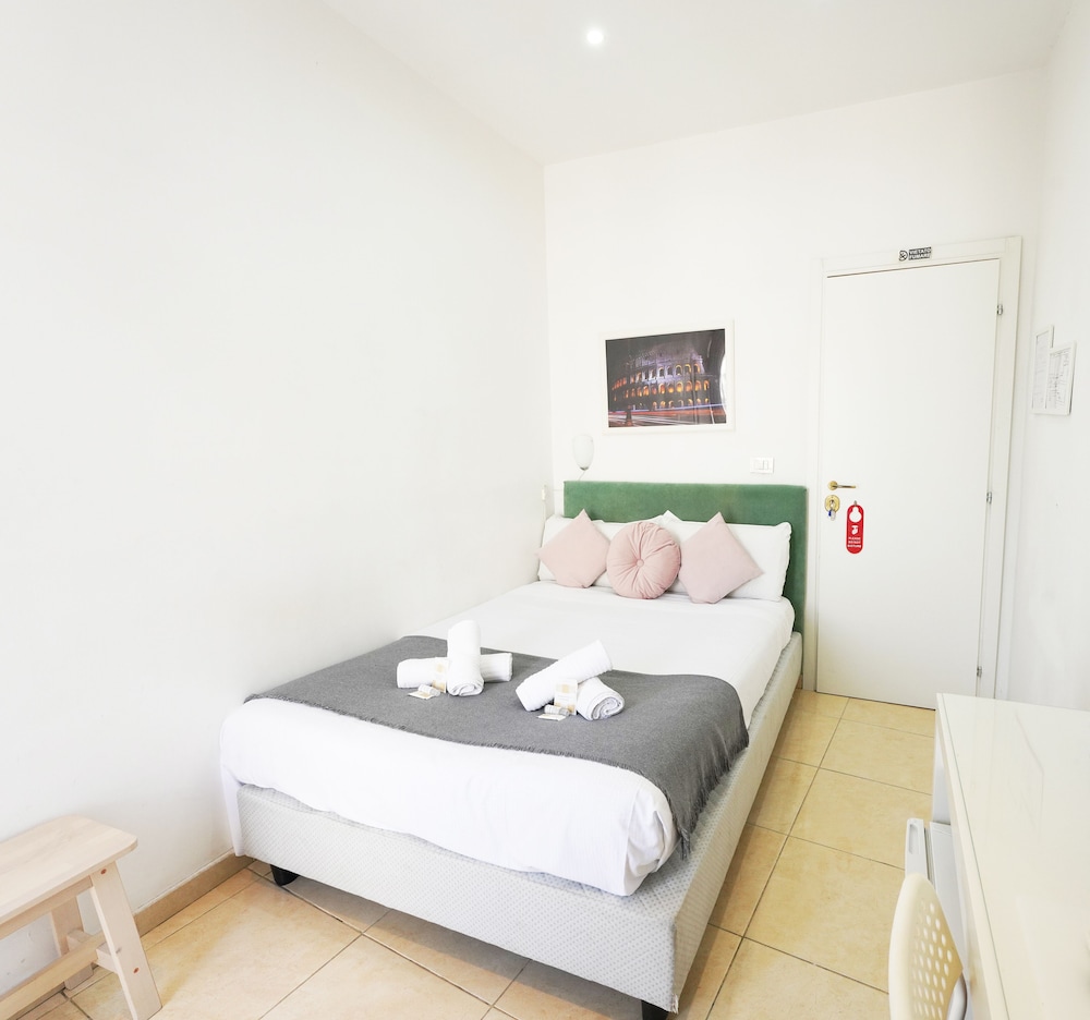 Economy, French Bed, Balcony