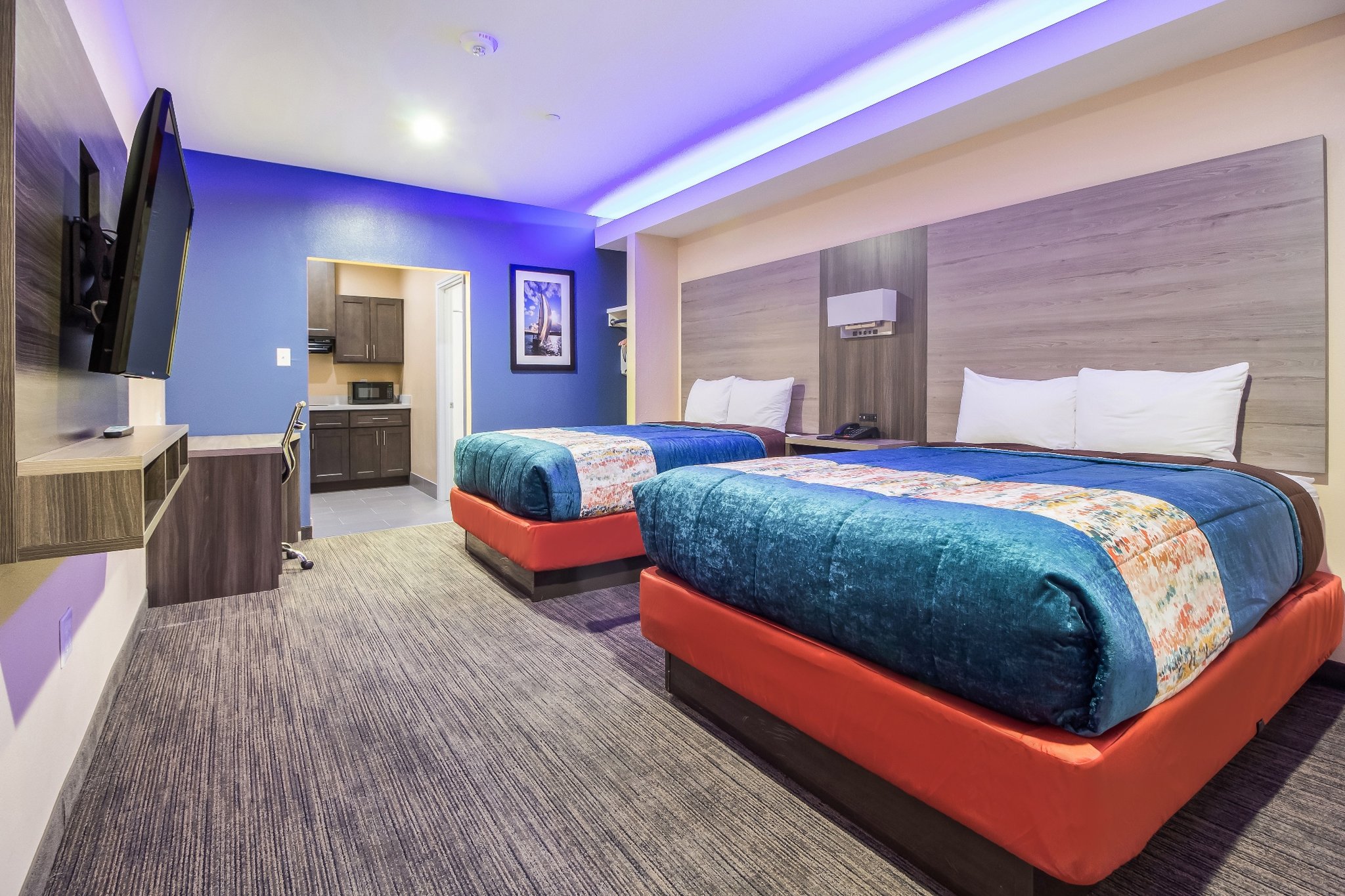 Scottish Inns and Suites Willowbrook 4/25