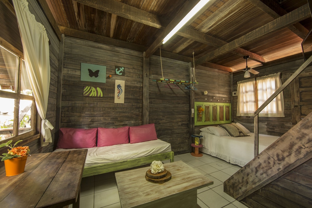 Chalet Suisse Hotel 33/50