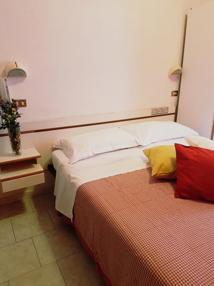 Hotel Giannella 7/32