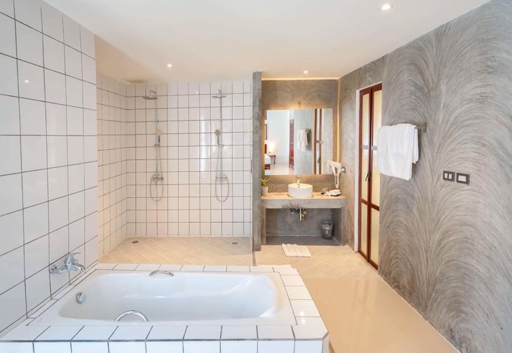 S2 Modern Boutique Hotel 49/50
