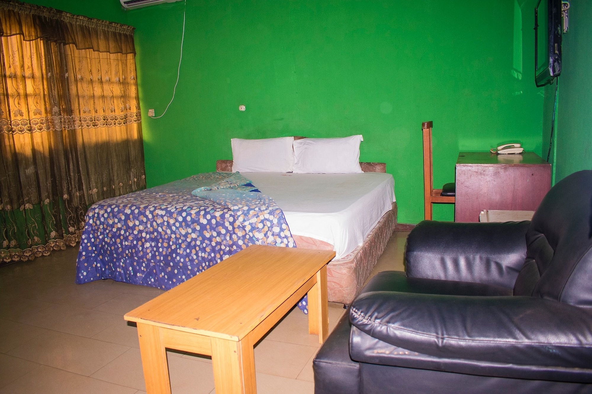 LUXURY, DOUBLE BED