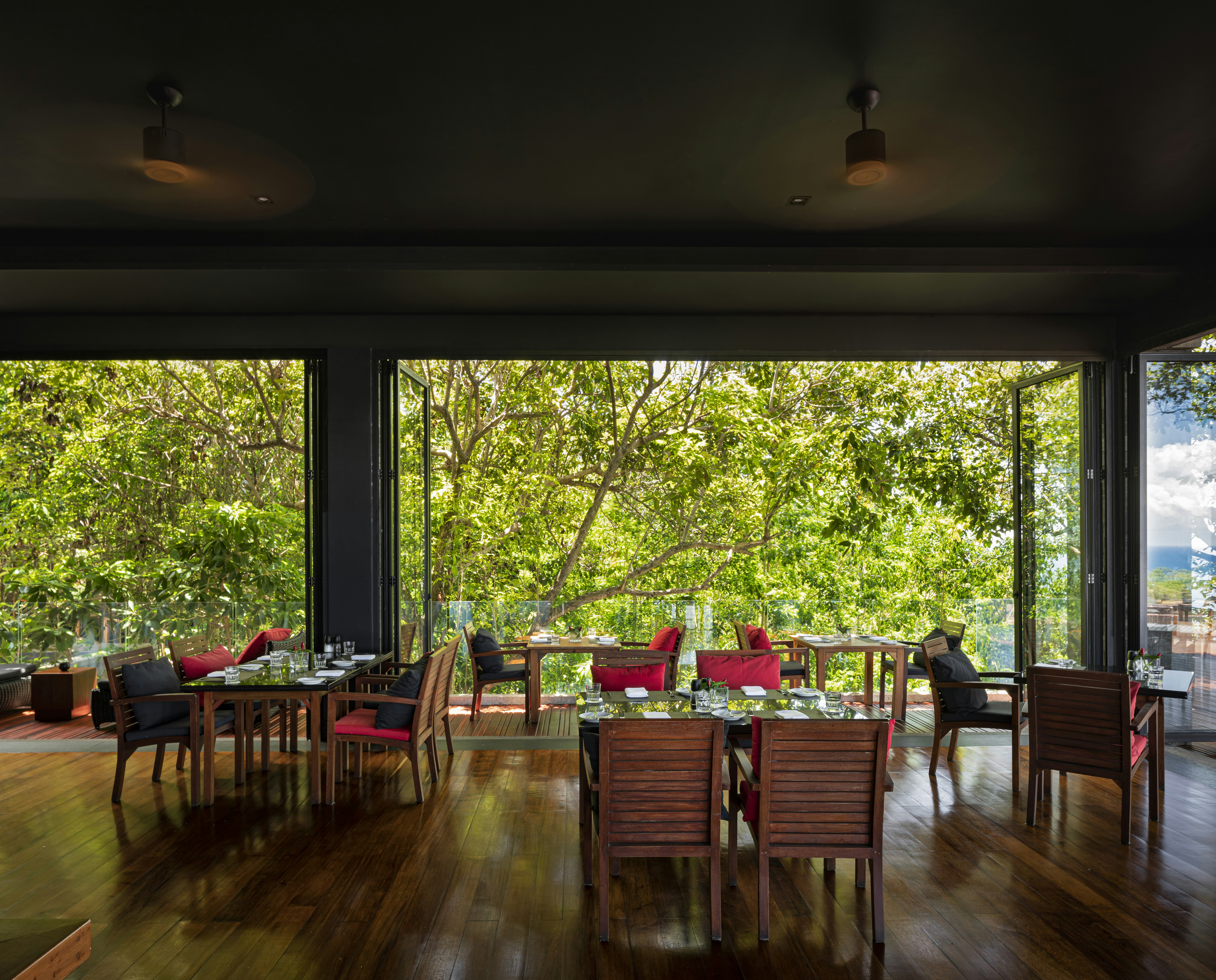 Paresa Resort Phuket 64/90