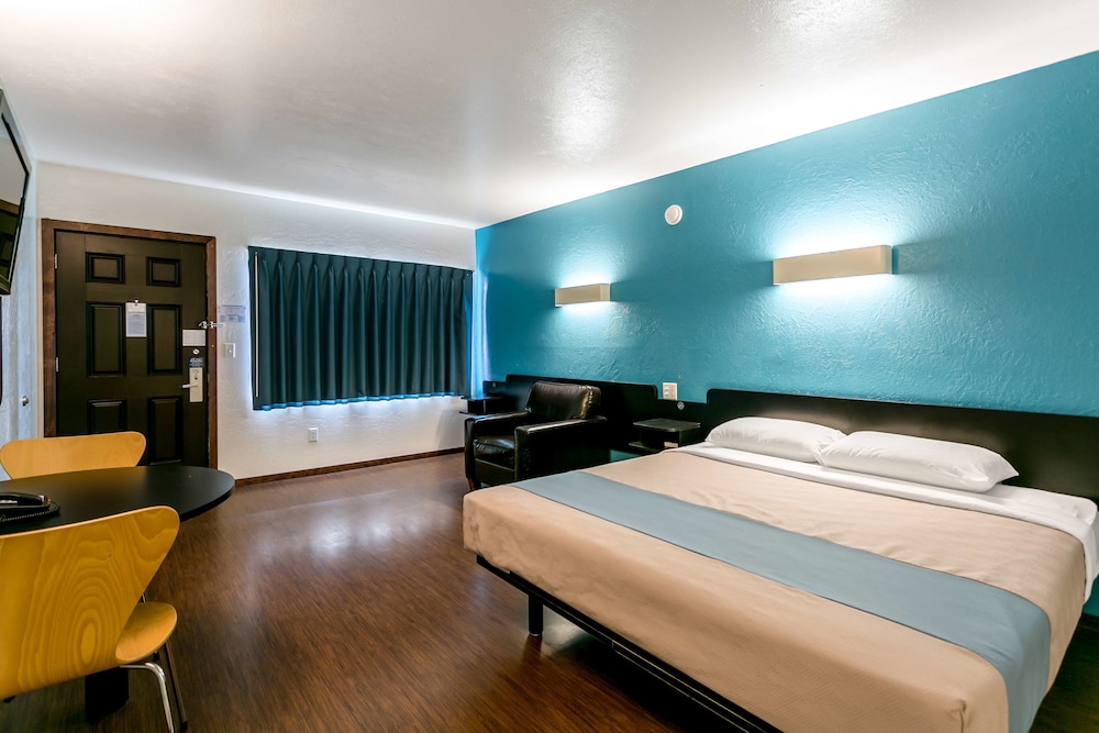 Motel6 Missoula MT - University 35/60