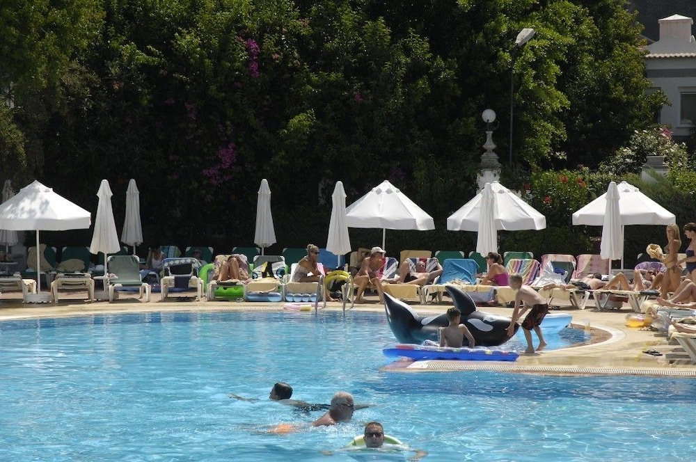 Belcekiz Beach Club 45/50