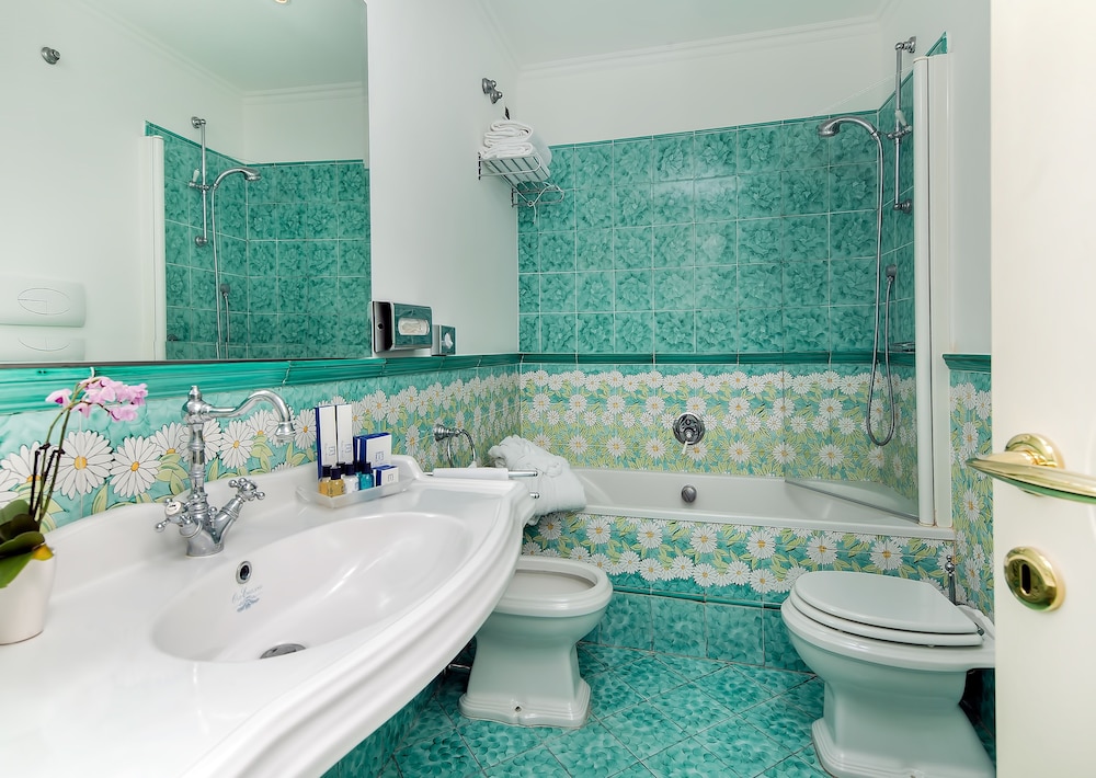 Relais Maresca Luxury Small Hotel 71/71